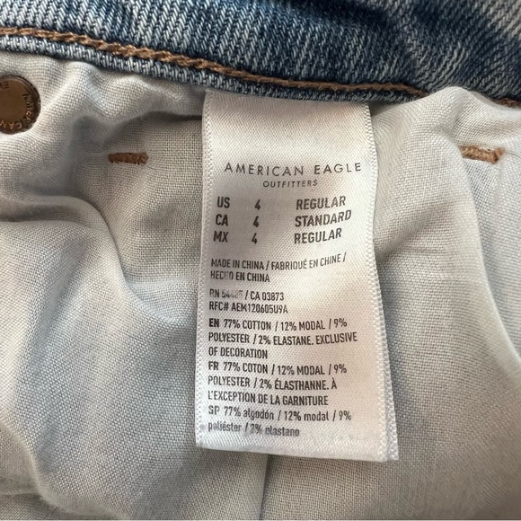 American Eagle Distressed Denim Women’s Mom Jeans Size 4 - Picture 11 of 12